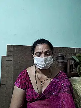 bhavyasri_55's cam snapshot