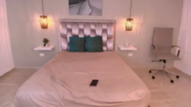 aisha_sakina's cam snapshot