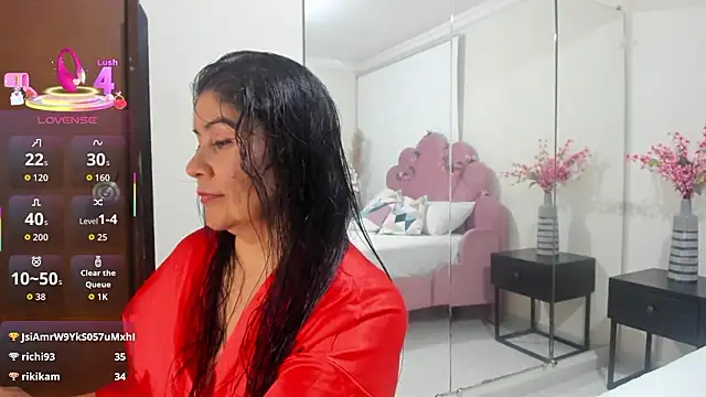 kiraGeiner's cam snapshot