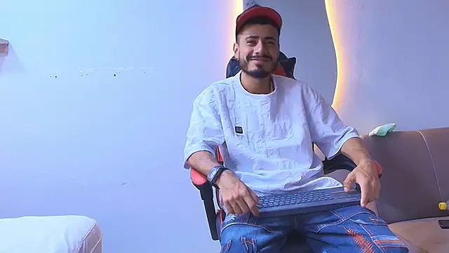 MatthewCullen's cam snapshot