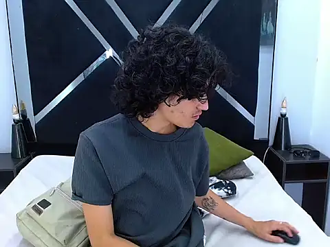 SamiSaturno's cam snapshot