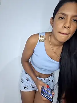 meenina_veneno's cam snapshot