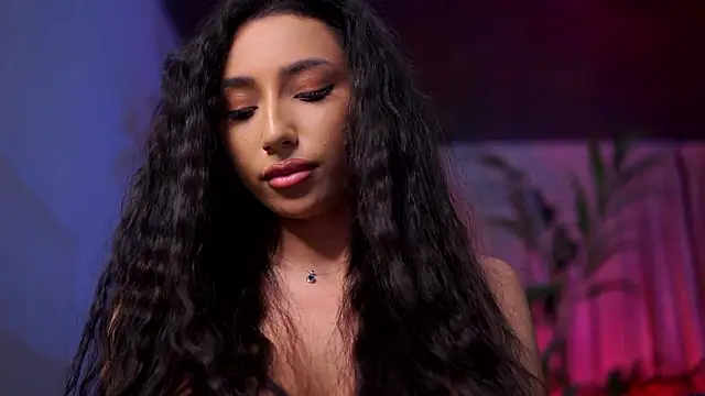 GinaValentinna live sex cam