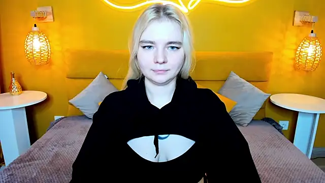 RuthBryant's cam snapshot