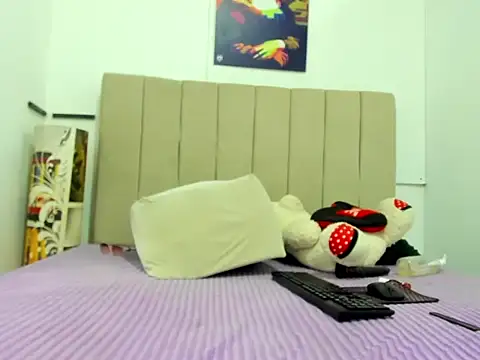 kittysex18's cam snapshot