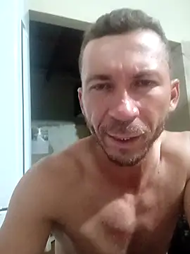 RobertoLuiz84 live sex cam