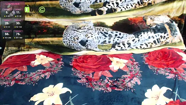 Queen_Sarah live sex cam