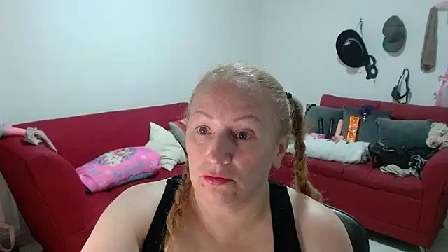 emperabigbootybigass's cam snapshot