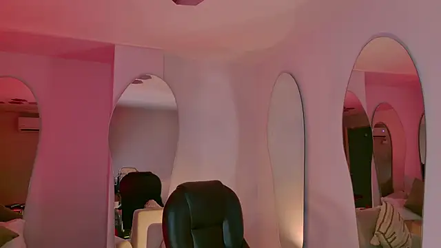 AgathaKondo_'s cam snapshot