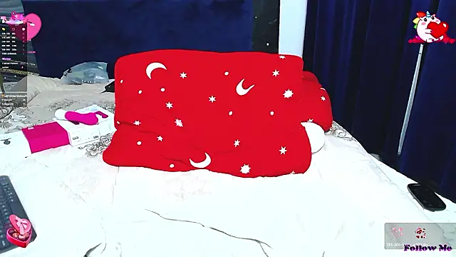 FlirtDeea live sex cam