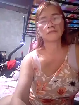 SexyHottMom live sex cam