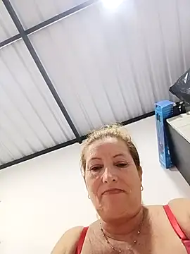 Sexy-Woman-Mature's cam snapshot