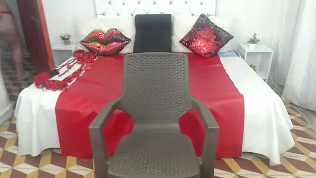 Sweetbigcatt's cam snapshot