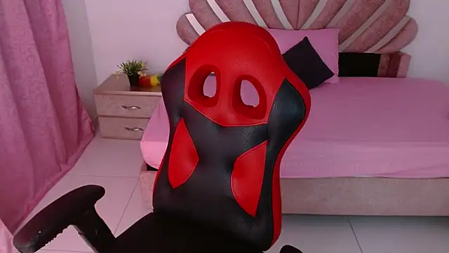 mia_fox666's cam snapshot