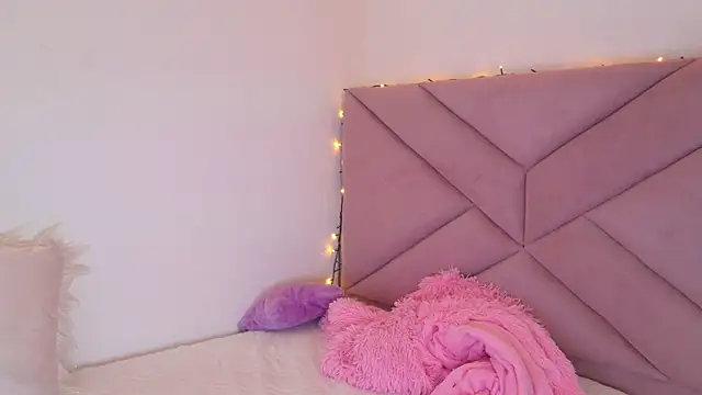 eva_sin18's cam snapshot