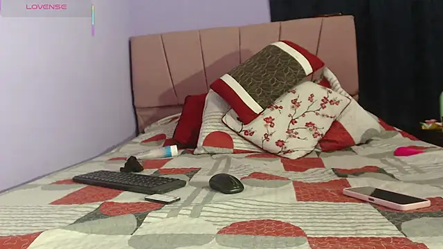 _Bombom__'s cam snapshot