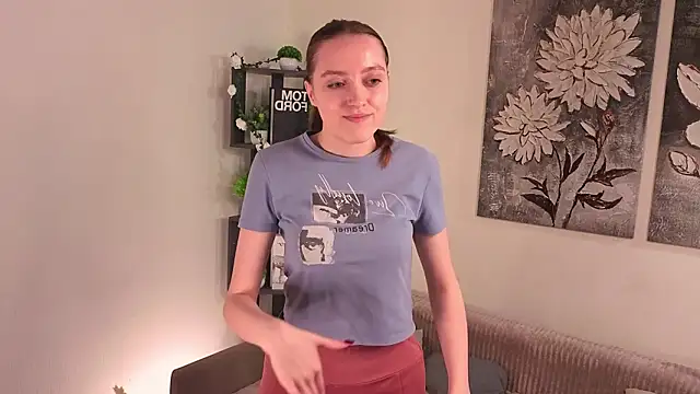 NenaWord's cam snapshot