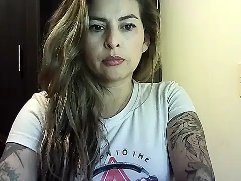 Valery__Rouse_'s cam snapshot