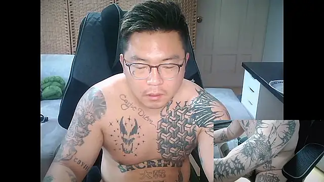 knrluvr live sex cam