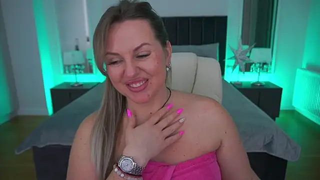 KiraCandyS's cam snapshot