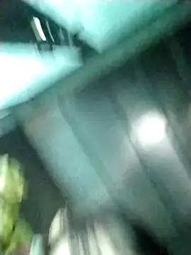 m-mbae's cam snapshot