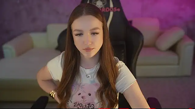 Ella_054 live sex cam