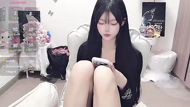 -EEBABY live sex cam