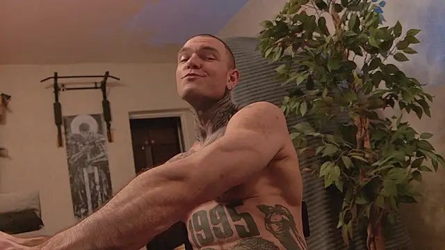 bulatov_xx live sex cam