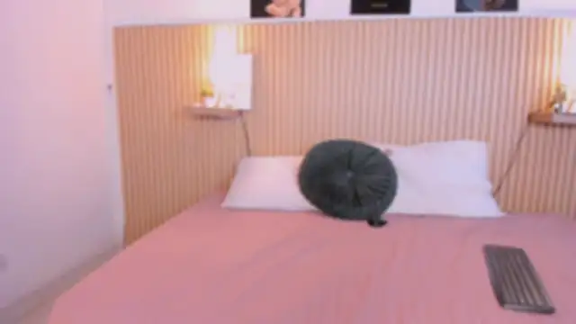 Harmony_Malkova's cam snapshot