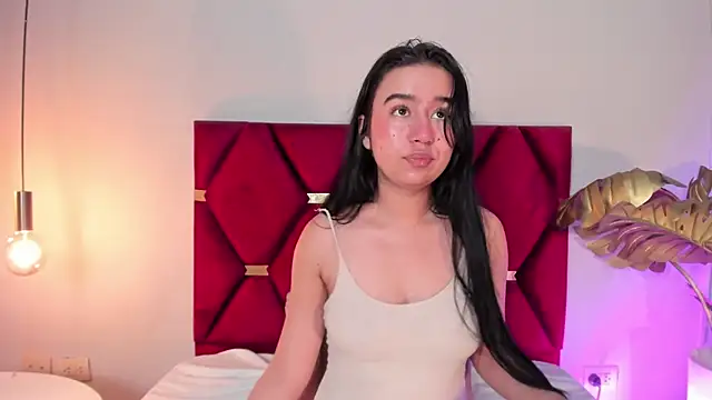 LaraGoldd's cam snapshot