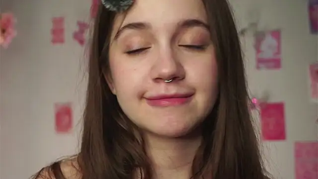 AmiLewis live sex cam