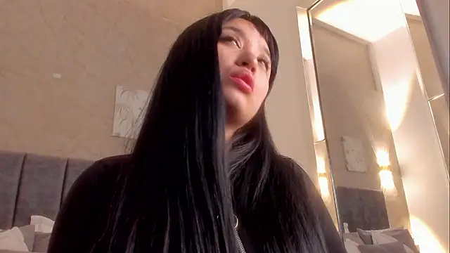 Lunaa_bellaa live sex cam