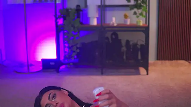 RavennaDArcy live sex cam