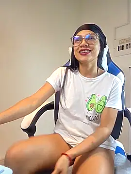 KittyKardy's cam snapshot