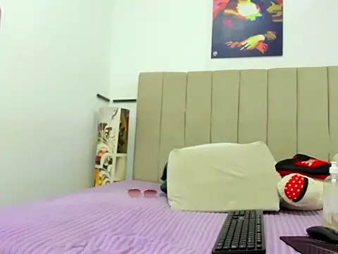 kittysex18's cam snapshot