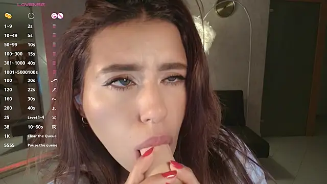 Mia__Moon1's cam snapshot