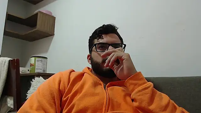 thomas_gun live sex cam