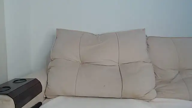 AninhaSampaio live sex cam