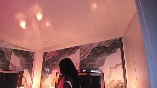 SusanVilla's cam snapshot