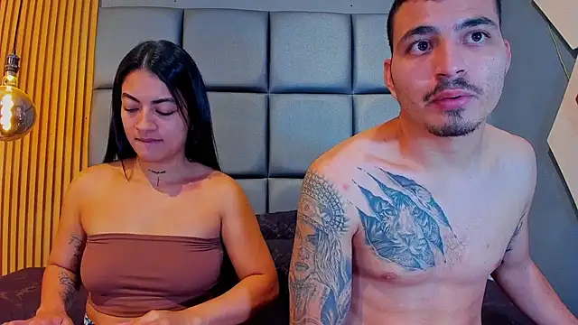 ZOE_GIANLUCA's cam snapshot