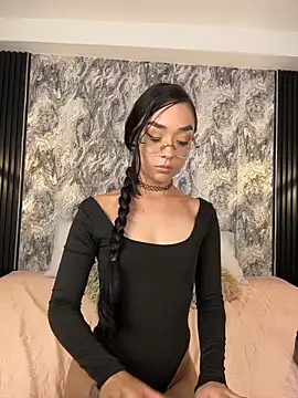 Mialarouse's cam snapshot