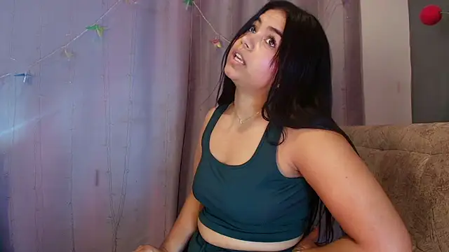 jade_brunnette live sex cam