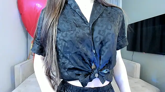 TreasaCrebs live sex cam