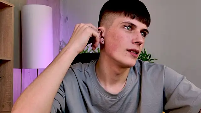 Rony_Joy live sex cam