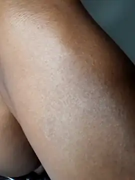 queenbutterflypussy's cam snapshot