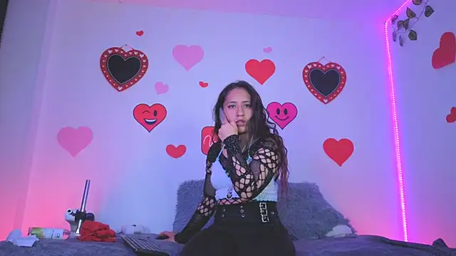 Lolarosesxs's cam snapshot