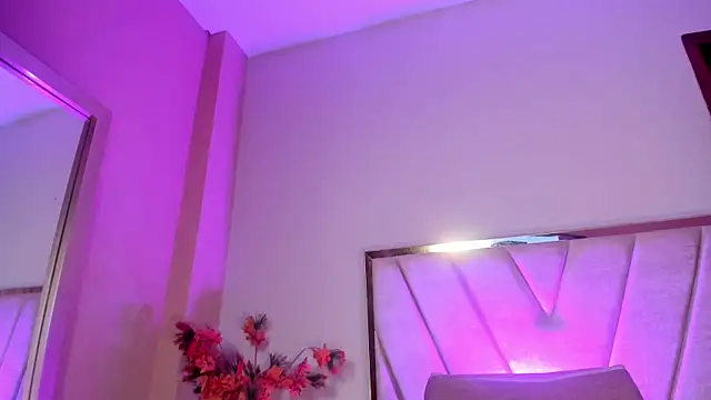 LilithEsme's cam snapshot