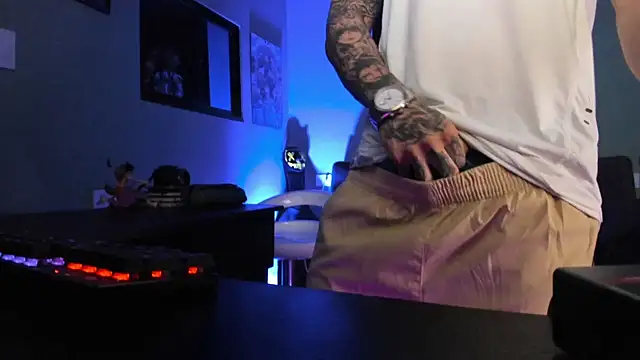 Dominatofstupid live sex cam