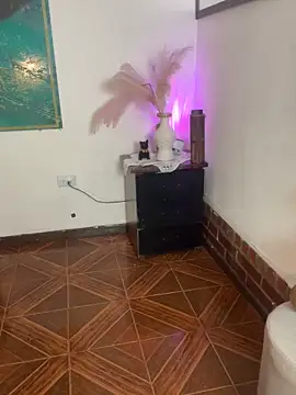 alisaa_jhons1's cam snapshot