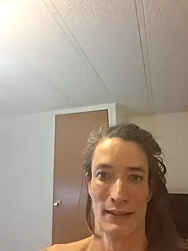 MaitressePomme3 live sex cam